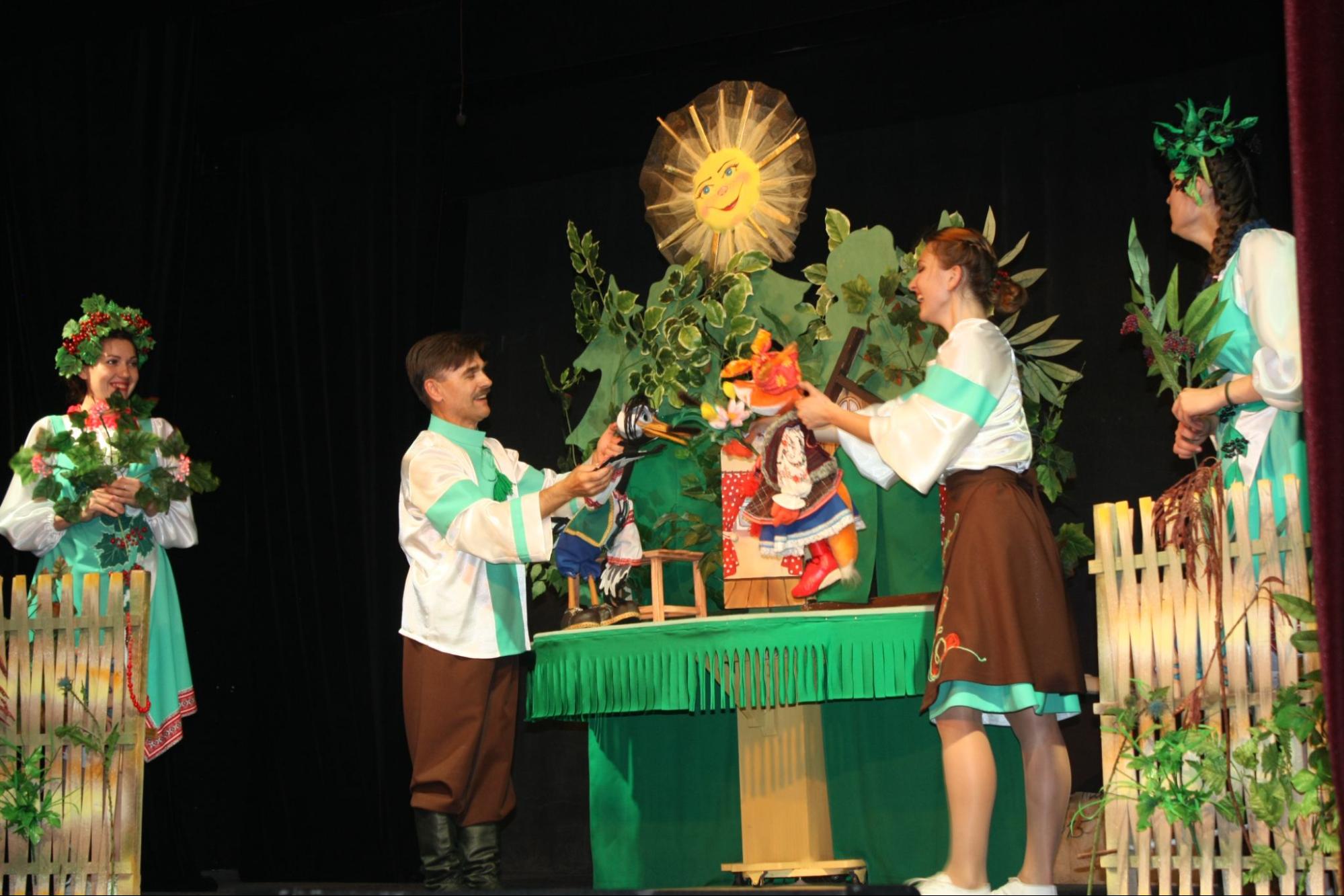 вистава театру ляльок